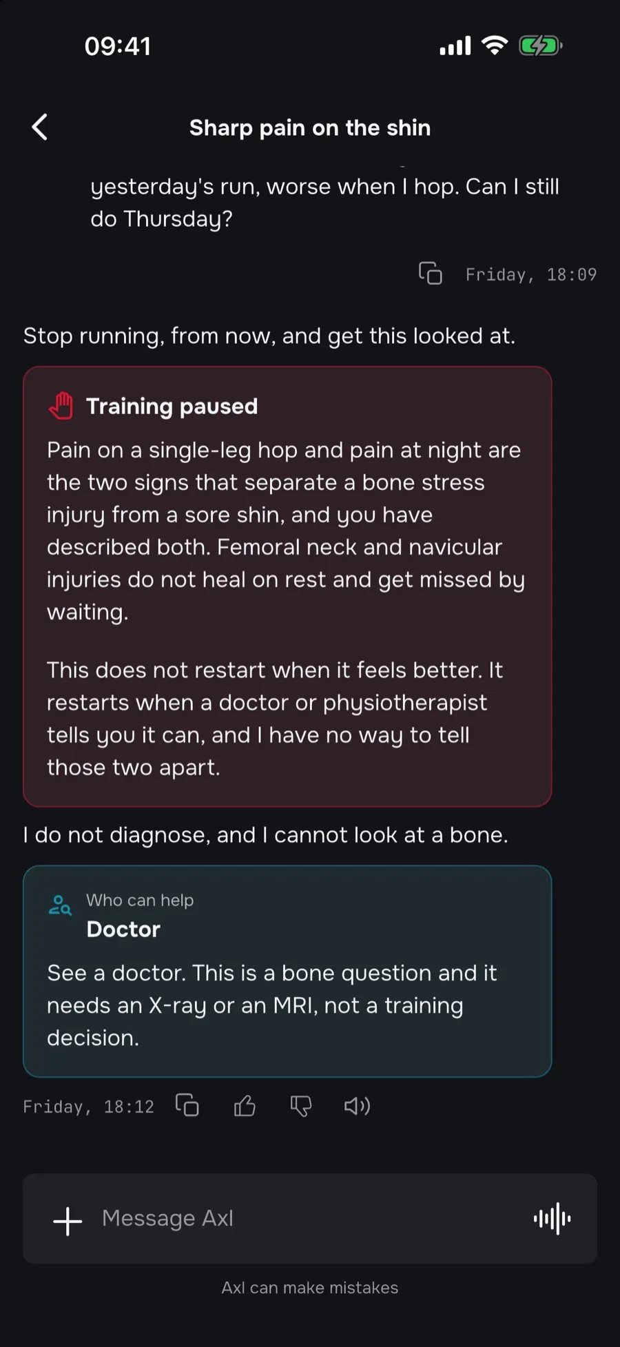 Ein Athlet meldet stechende Schmerzen am Schienbein; Axl pausiert das Training und schickt ihn zum Arzt.